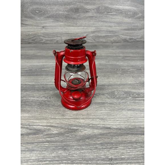 Vintage Winged Wheel Lantern No. 400 (Made in Japan) Kerosene Oil Lamp - Picture 5 of 8